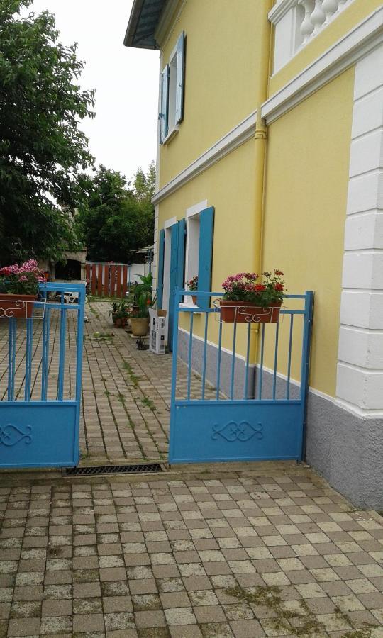 Les Tournesols Apartment Lunel-Viel ภายนอก รูปภาพ